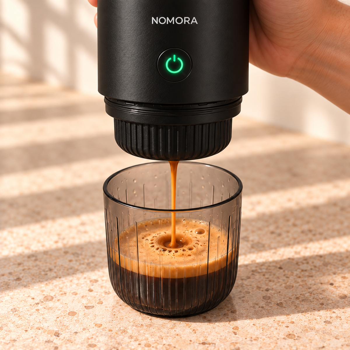 NOMORA™ – Tragbare 2-in-1-Espressomaschine für Abendteuer und Reise
