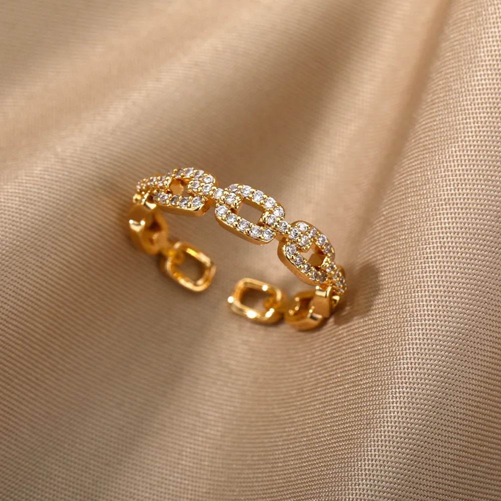 Spark Twist Ring