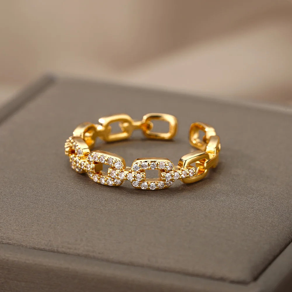 Spark Twist Ring