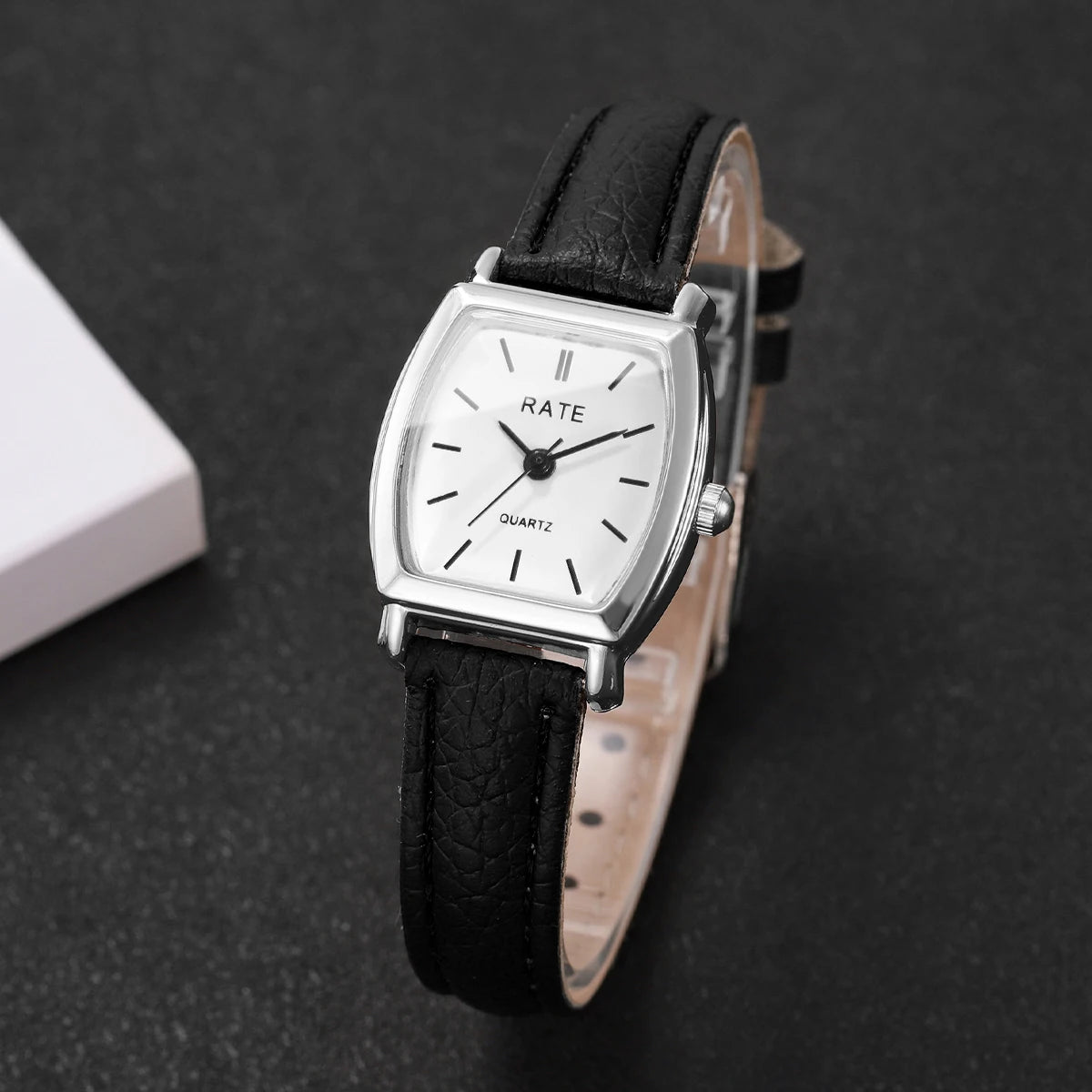 Luna Arabic Watch