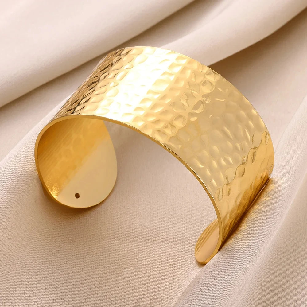 Ziva Cuff