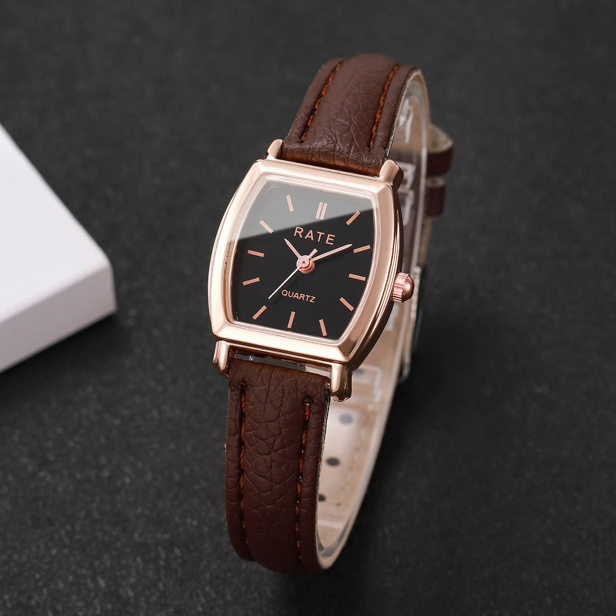 Luna Arabic Watch