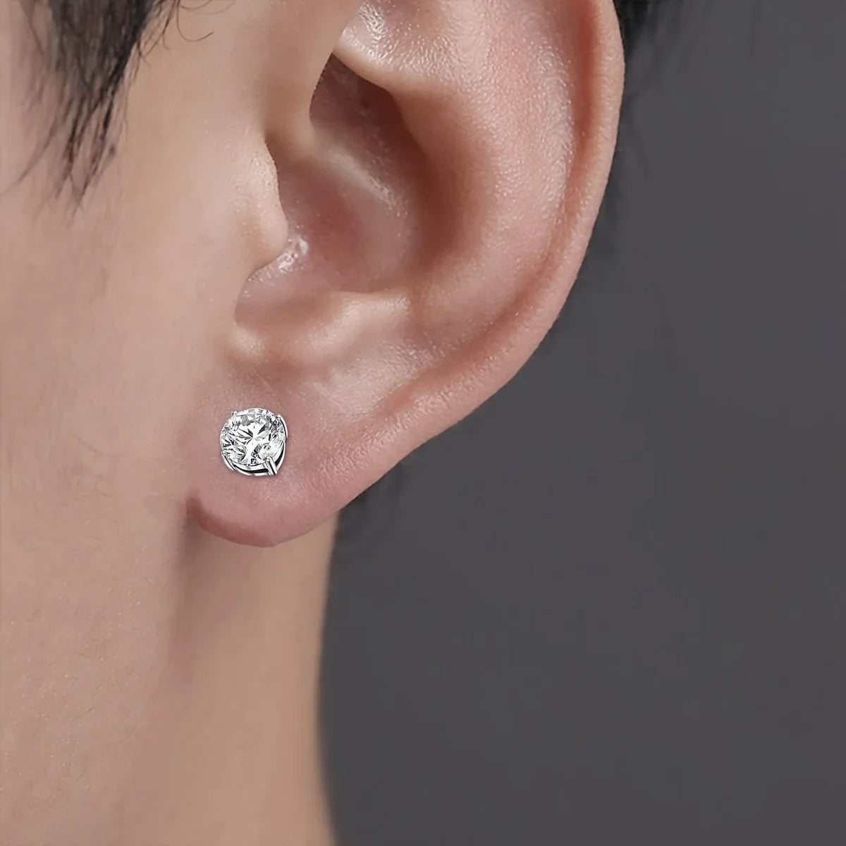 GlowClip Studs 💎🖤