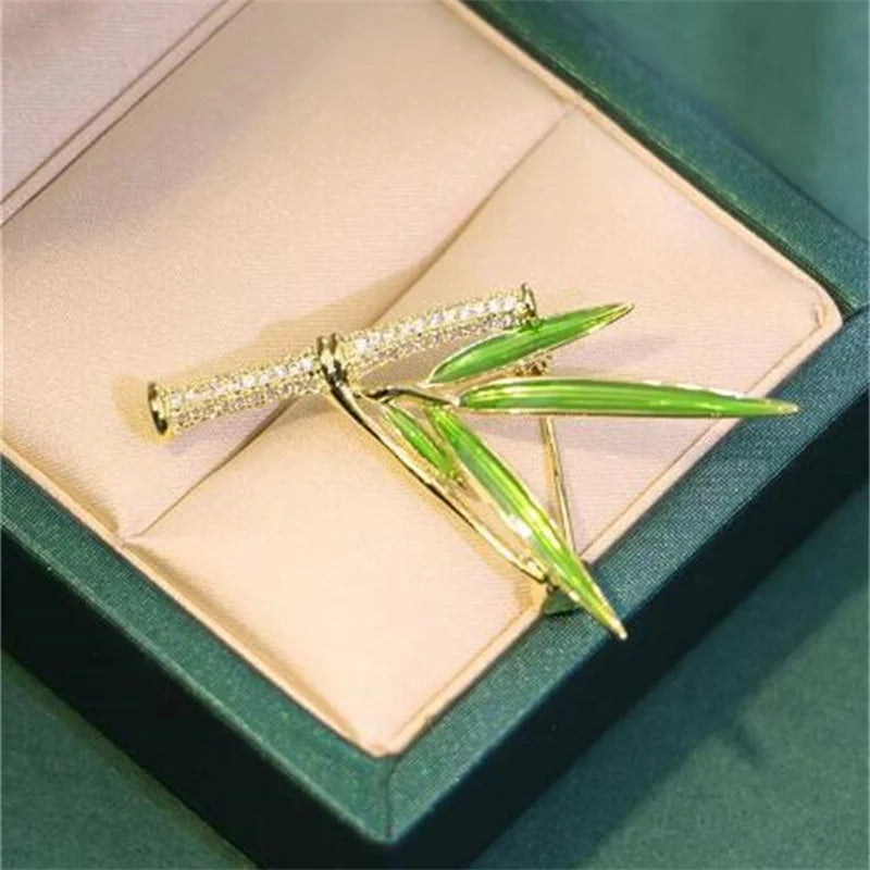 Golden Tulip Brooch 🌷✨
