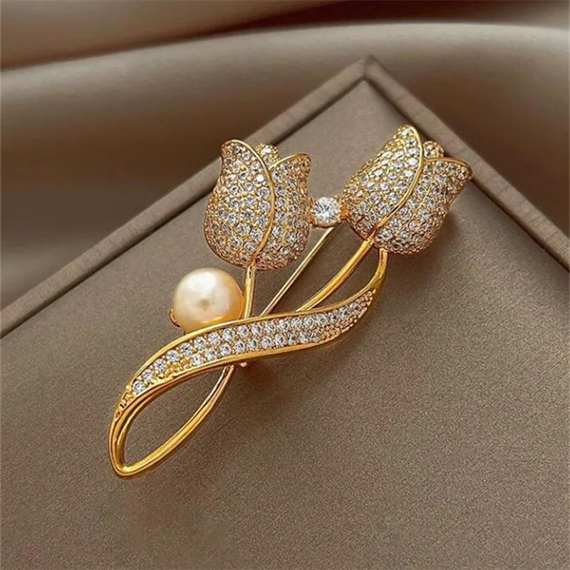 Golden Tulip Brooch 🌷✨