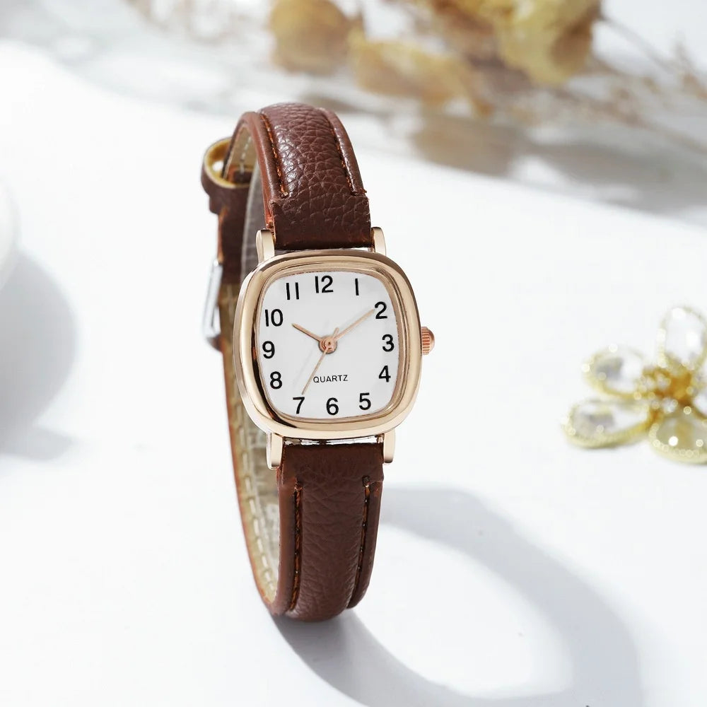 Luna Arabic Watch